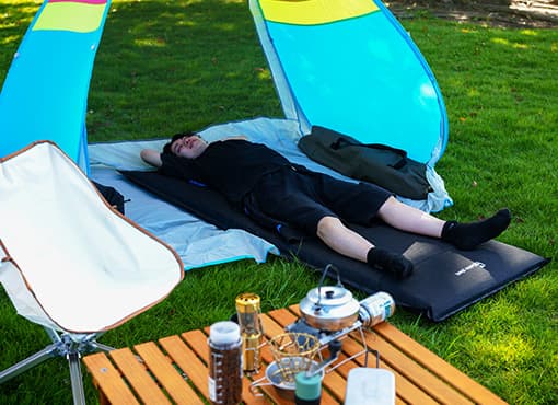 キャンプやアウトドアで快適な眠りを