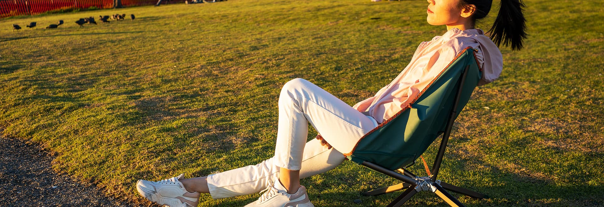Foldable Lander Chair